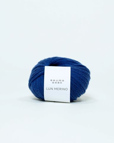 Hovedbilde 8796 Dyp Bl&aring; - Rauma Garn, Lun Merino
